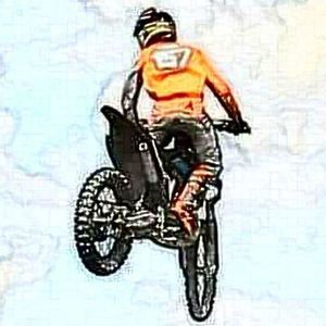 Meet your Posher, Levi